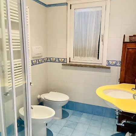 Claudia A 400m Dal Mare *