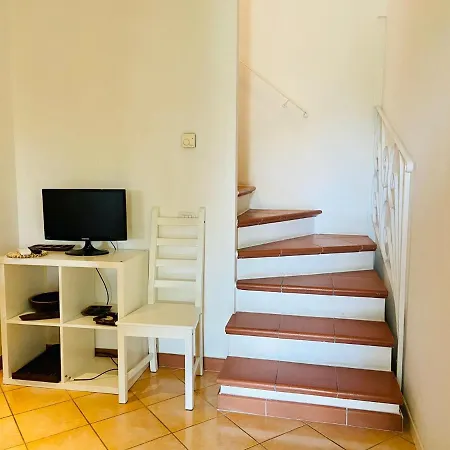 Claudia A 400m Dal Mare * Porto Recanati